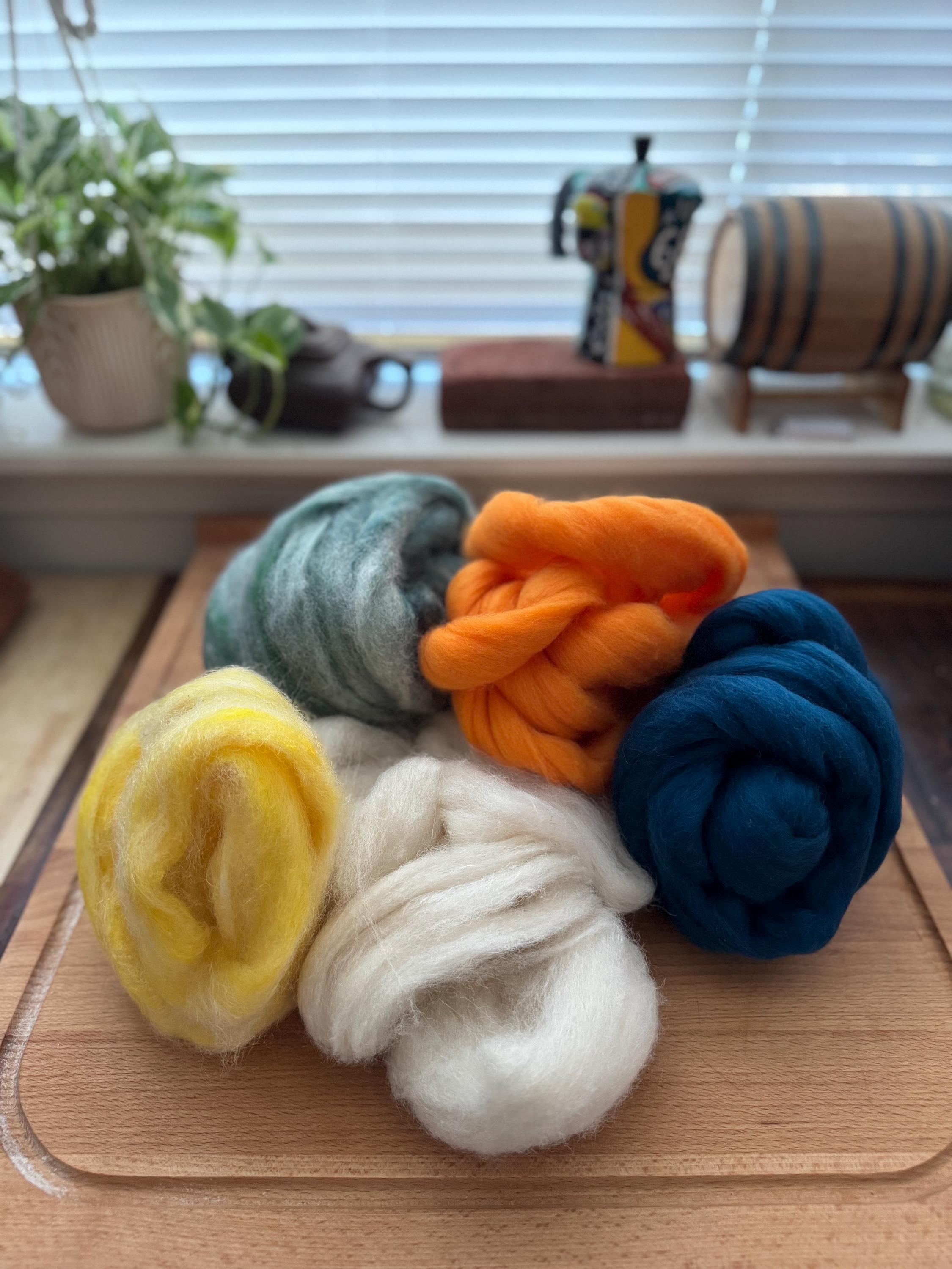 Dyed Wool Roving 1oz: Merino, Rambouillet, Gotland, Romney